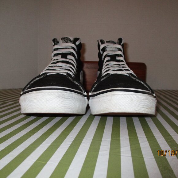 Vans High-Top Old Skool Sneakers - Picture 7 of 14